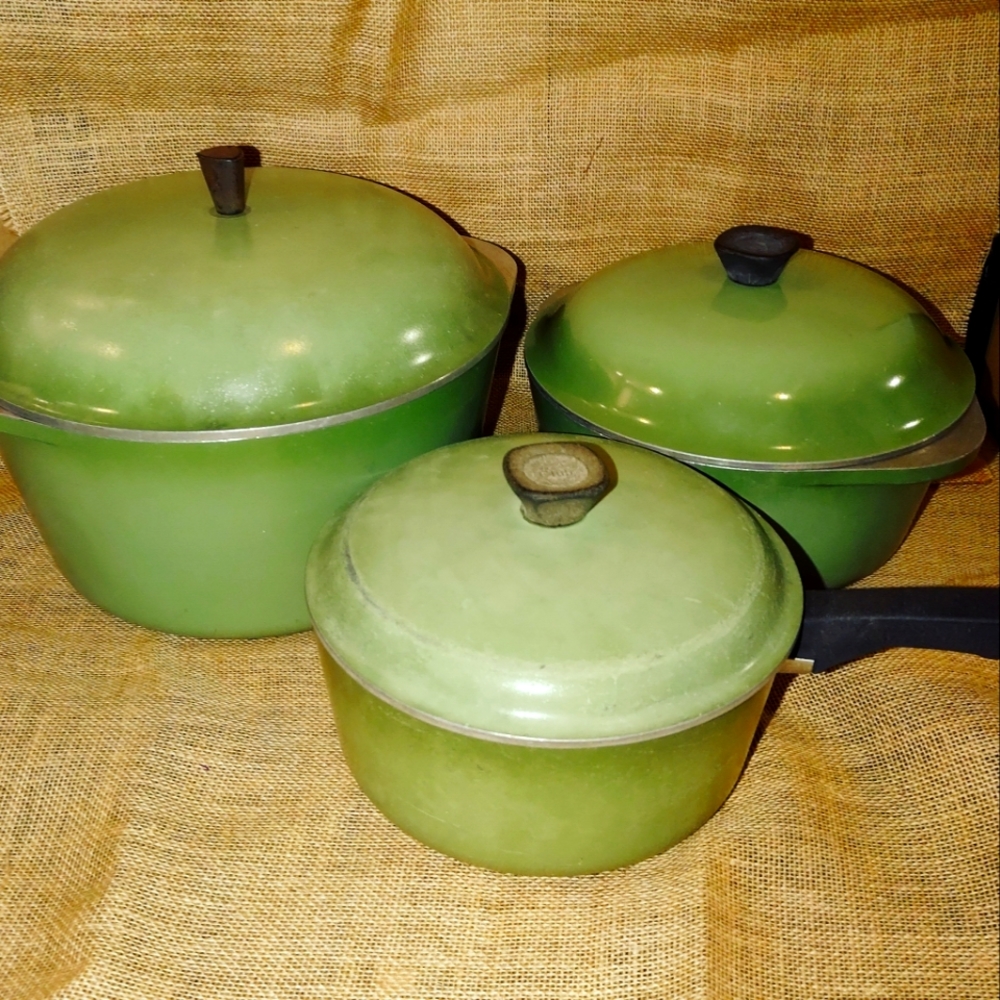 Vintage 1960's Avocado Green Club Aluminum Pots and Pans